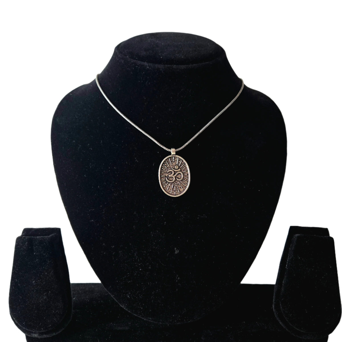 OM Pendant Chain Close Up Handcrafted Gold Men India