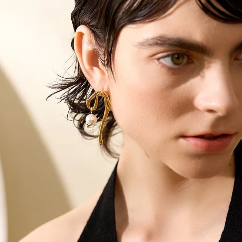 Coquette earrings 18k Gold plated