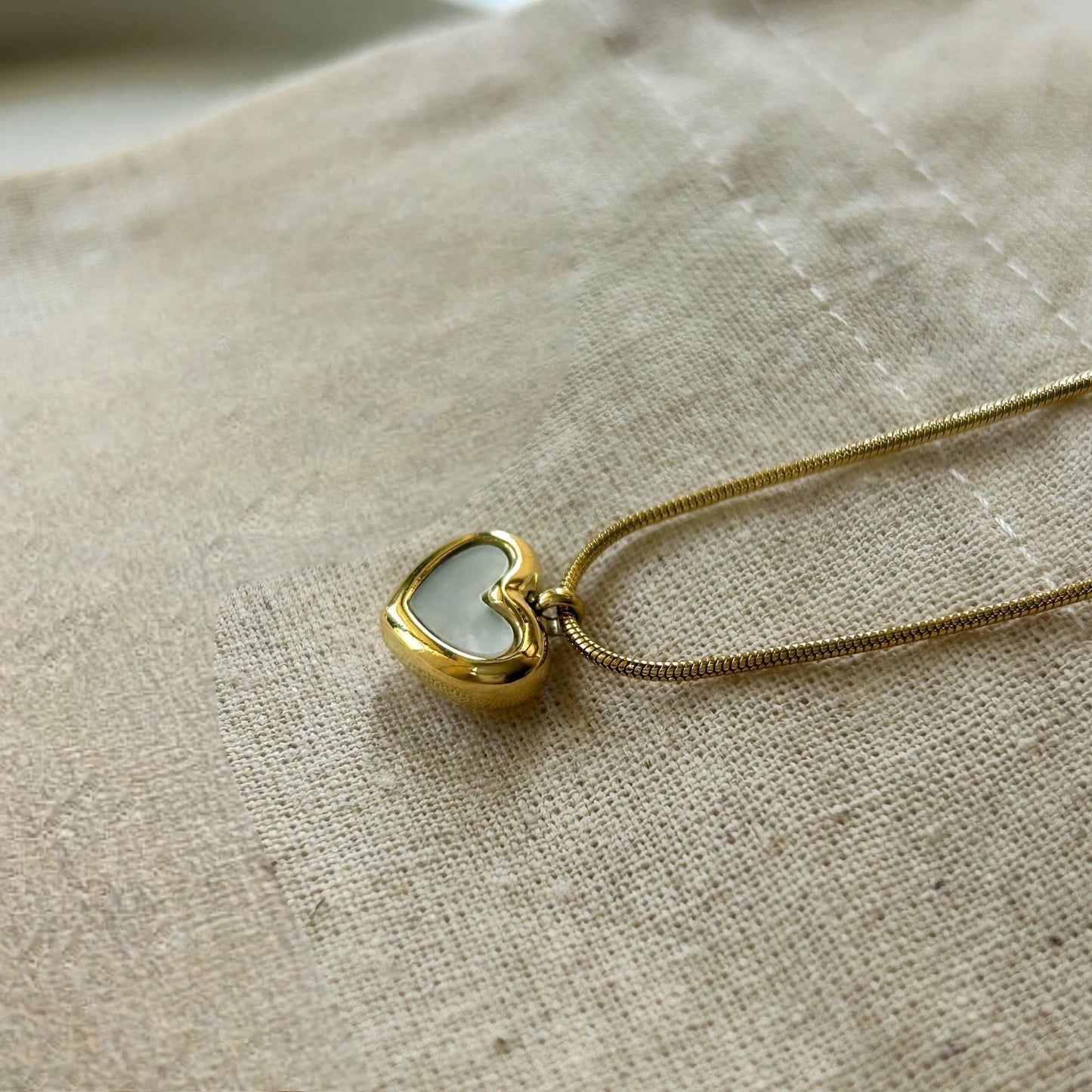 Little Love Reversible Chain Necklace 18k Gold Plated.