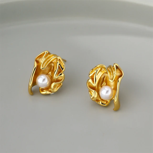 Pearl Dream Earrings – 18K Gold Plated Elegance
