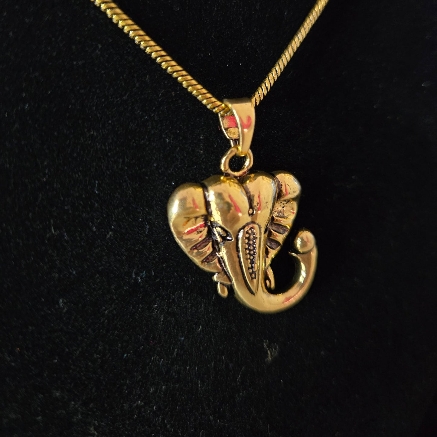 Ganesh Ji Pendant with Chain