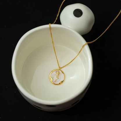 Belle Rose Necklace Gold Plated, Waterproof and Anti-Tarnish.