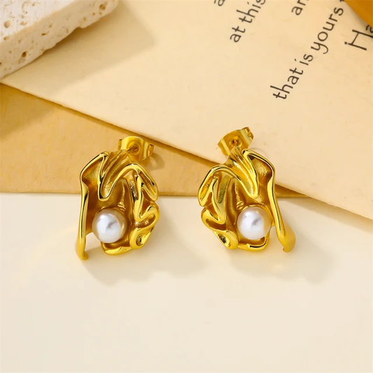Pearl Dream Earrings – 18K Gold Plated Elegance