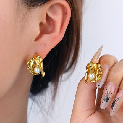 Pearl Dream Earrings – 18K Gold Plated Elegance